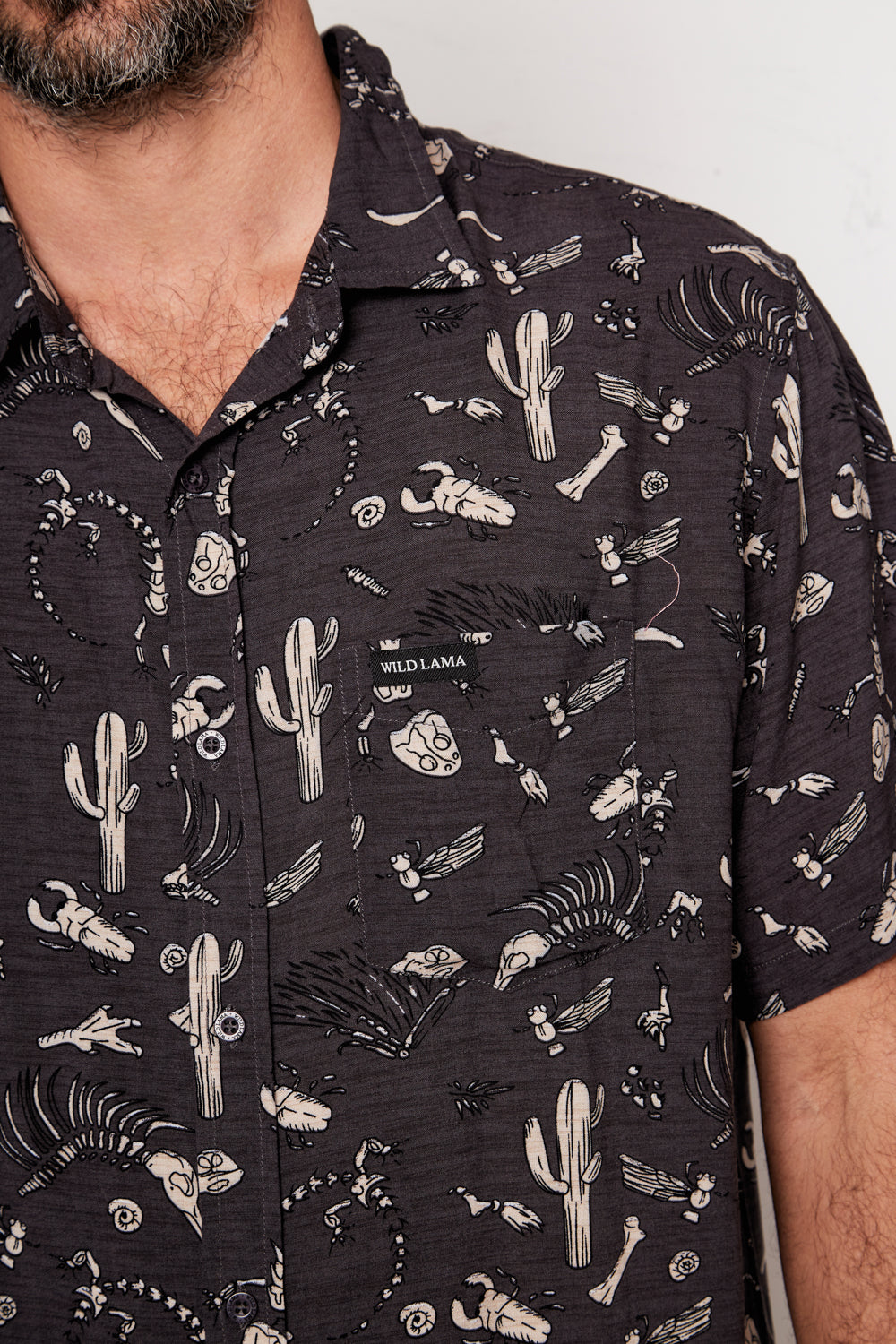 Guayabera Mero Viscosa Grafito Hombre