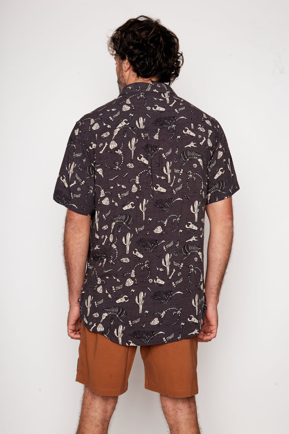 Guayabera Mero Viscosa Grafito Hombre