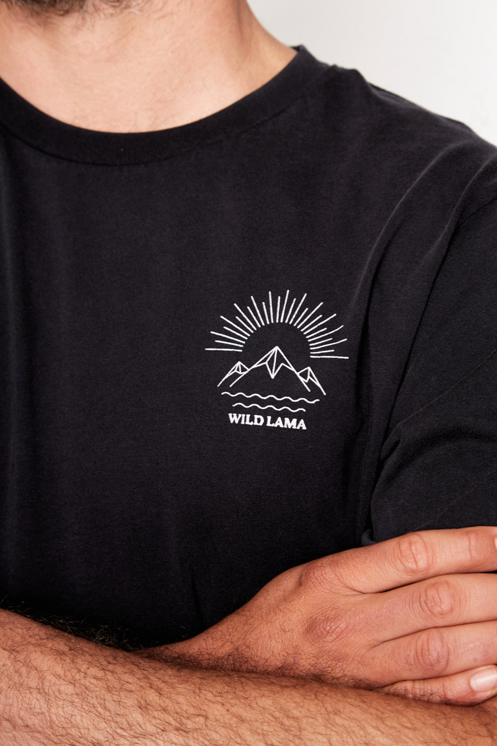 Polera Trona Orgánica Negro Hombre