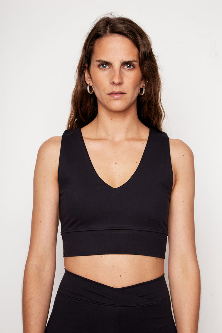 Peto Aura Move Reciclado Negro Mujer | Wild Lama