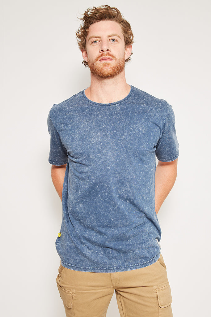 Polera Essential Algodón Orgánico Hombre Azul