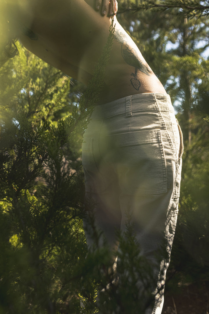 Pantalón Cotelé Orgánico Crema Mujer