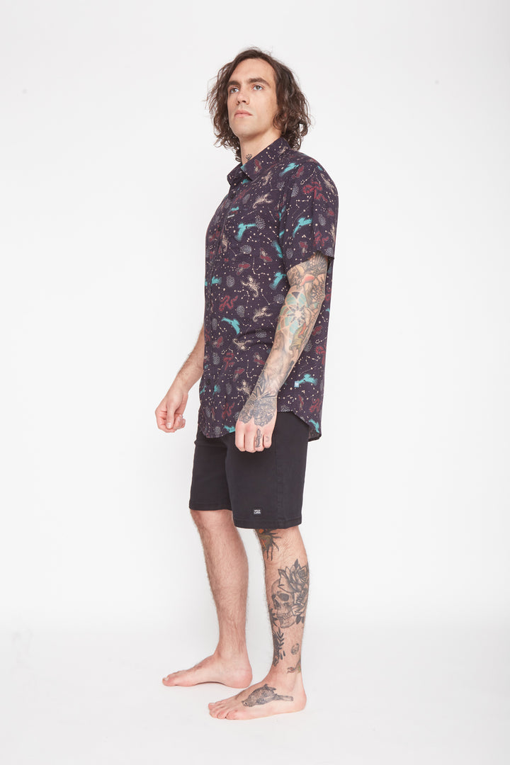 Guayabera Mero Negro Animales Hombre
