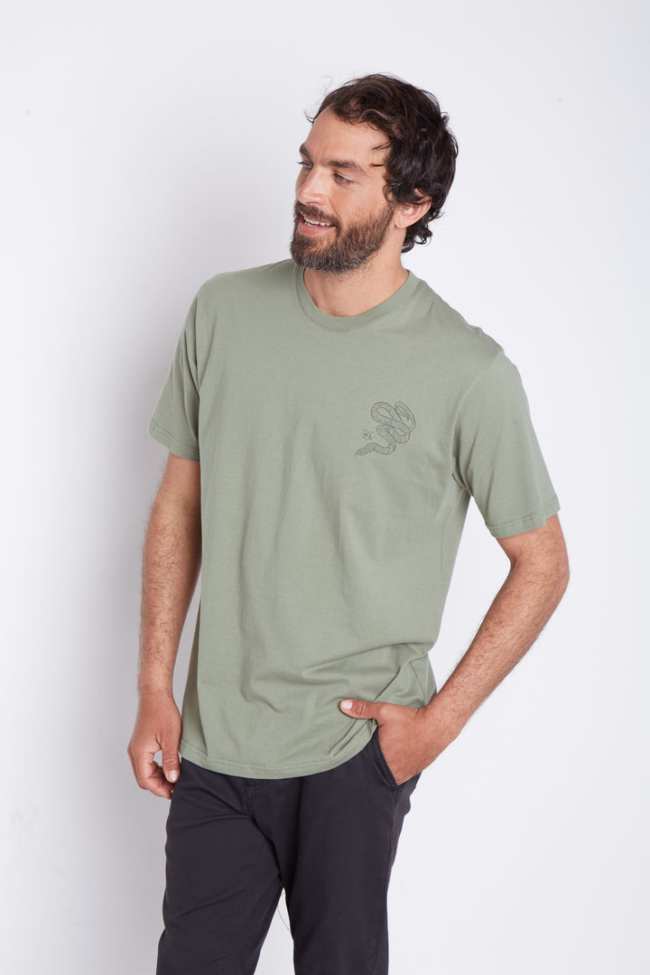Polera Animal Orgánica Verde Oliva Hombre
