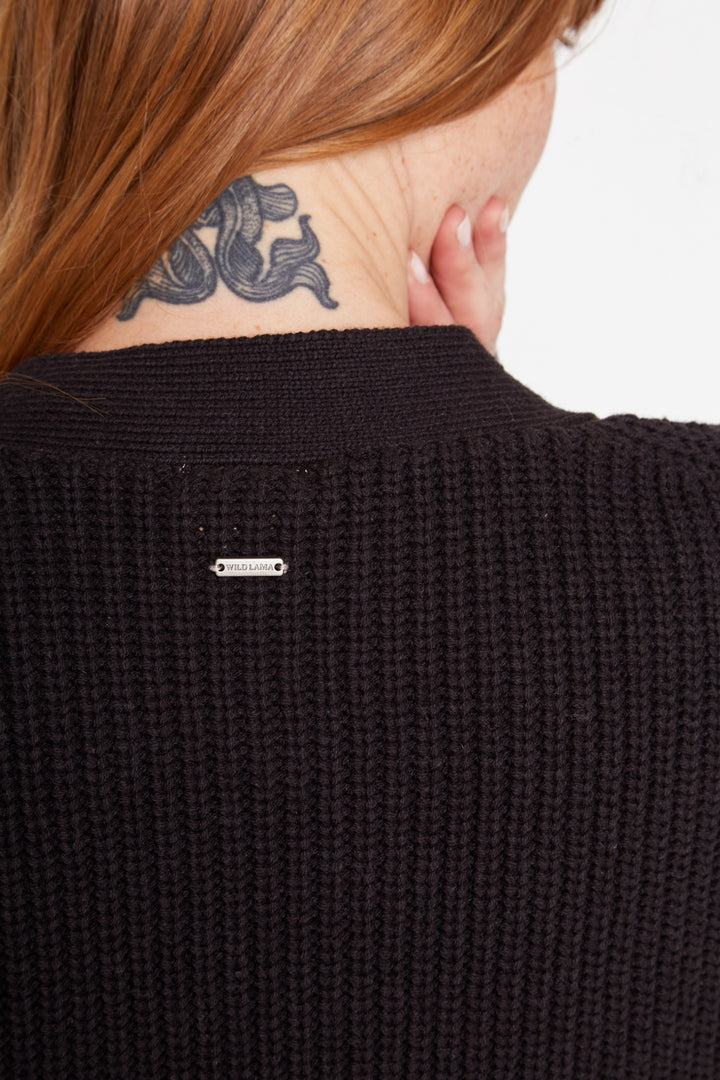 Cardigan Bohemia Oversize Orgánico Negro Mujer