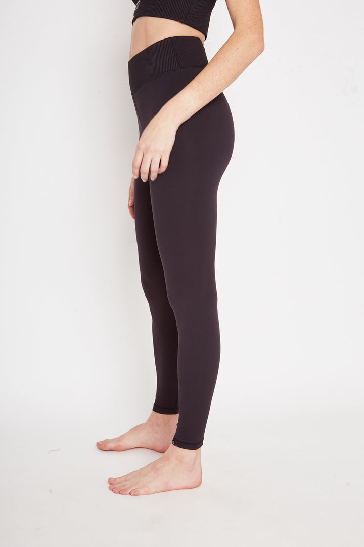 Calzas Estela Reciclado Negro Mujer MOVE