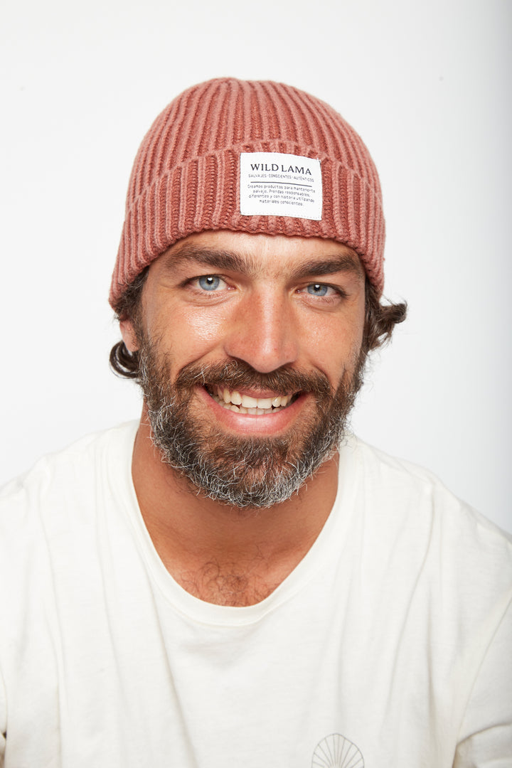 Gorro Lek Reciclado Fit Corto Burdeo
